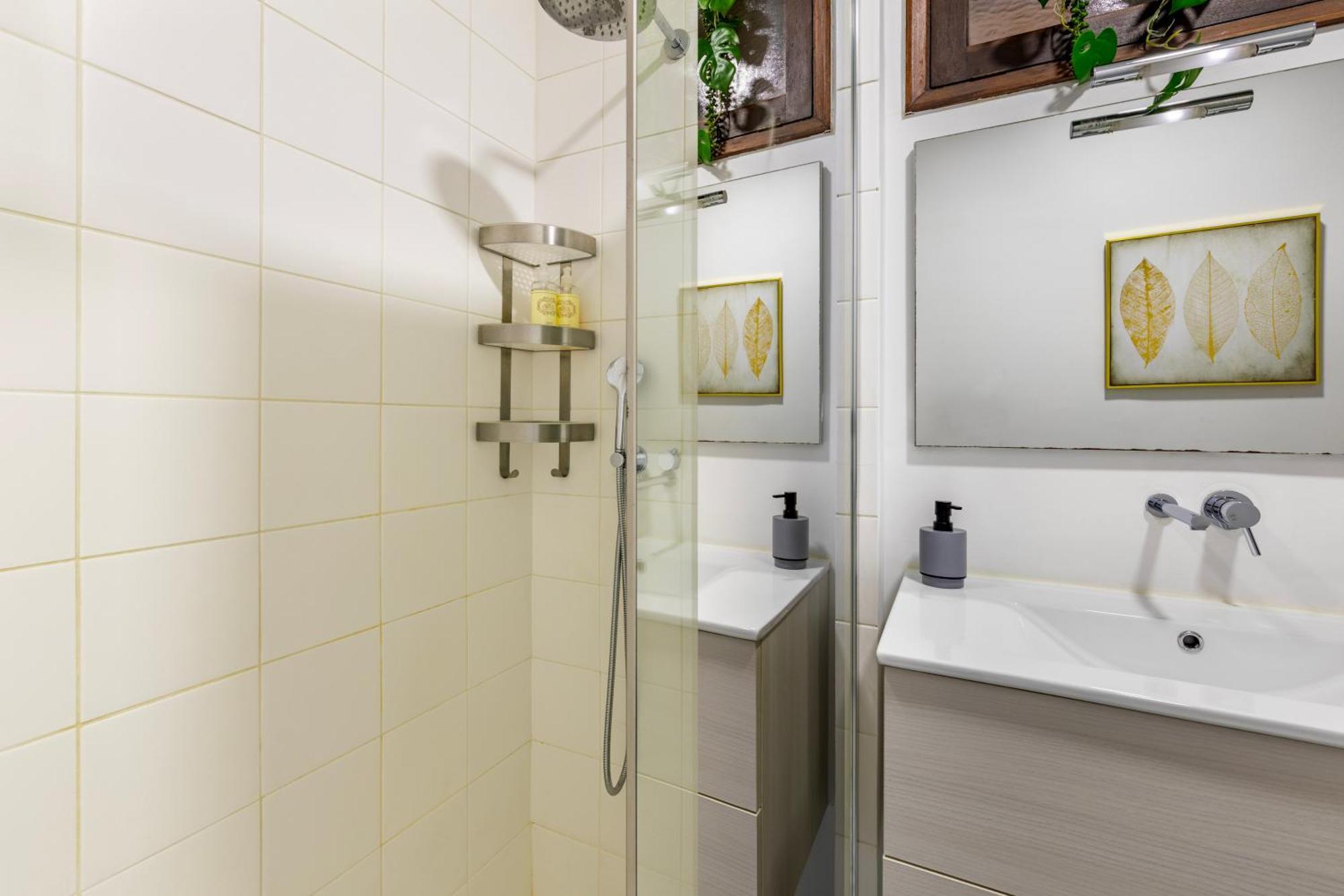 Cosy Remodeled Apartment In The City Center 푼다오 외부 사진